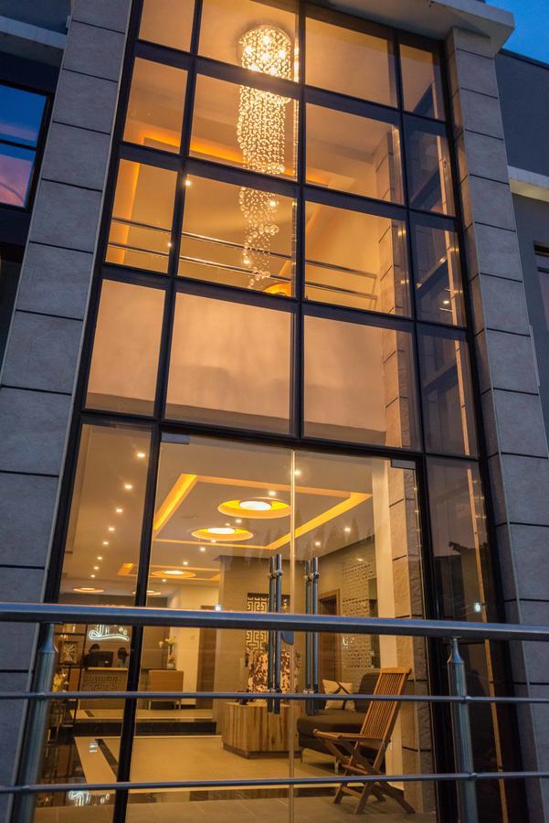 Iris Hotel Wuse 2 Abuja Exterior foto