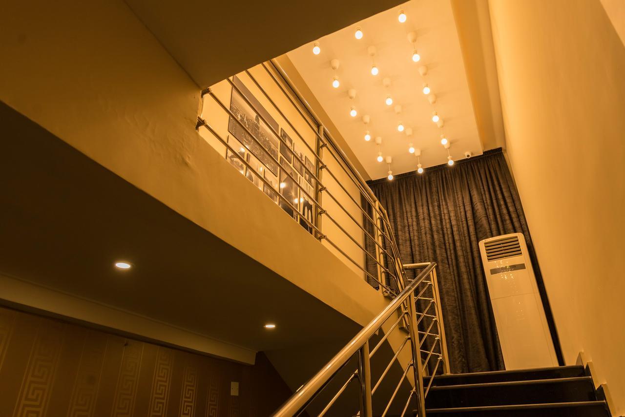 Iris Hotel Wuse 2 Abuja Exterior foto